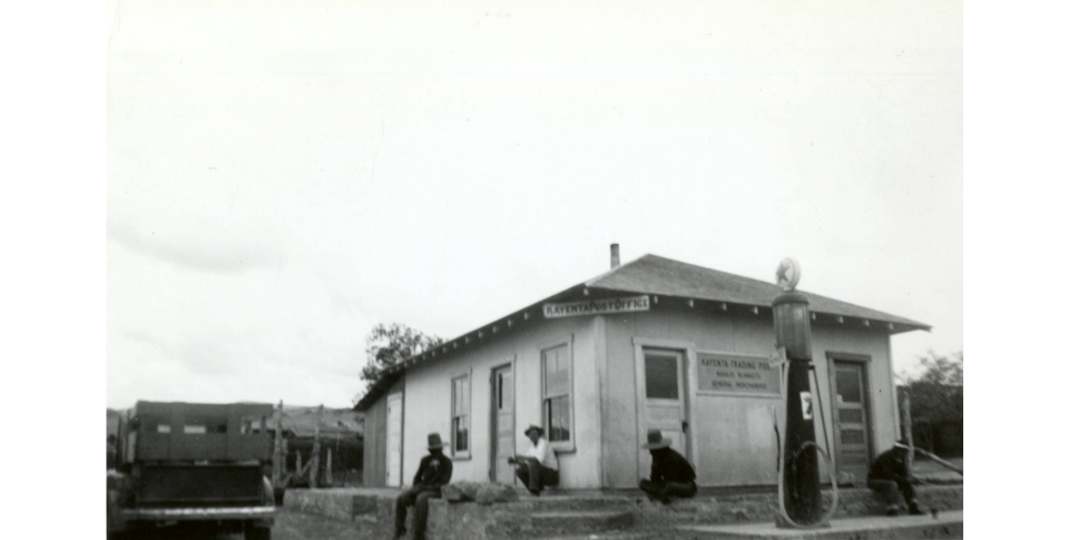 Denizens of Kayenta Post Office