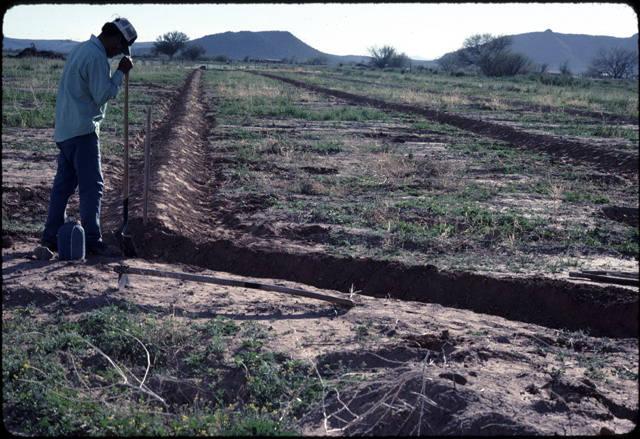 Digging a trench to irrigate fields_image #4.jpg