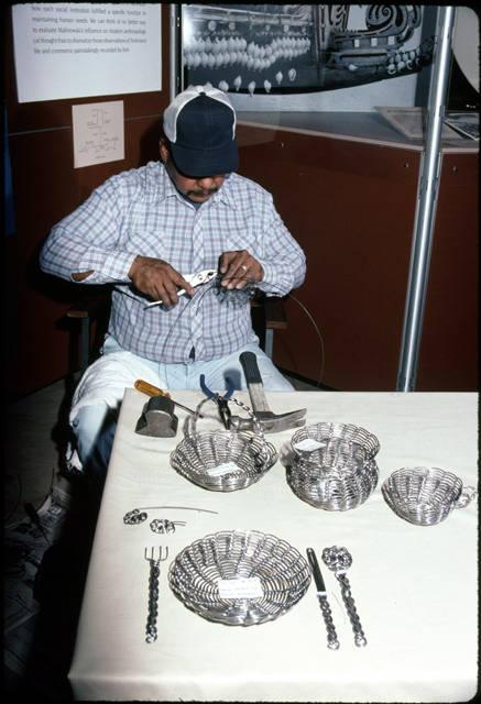 Wire baskets are made by hand using few tools_image #3.jpg